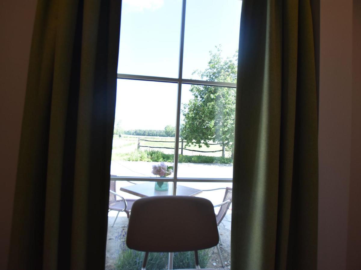 Tasteful Holiday Home In Sijsele Brugge With Garden Veldhoek Exteriör bild